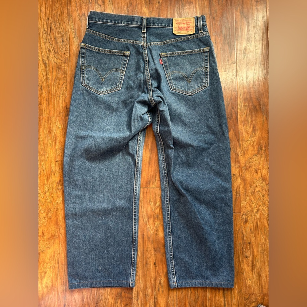 Levi’s 505 Relaxed Straight Leg Jeans Men’s 34x30 with pockets zipper closure - Picture 8 of 11